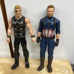 Marvel Avengers Thor 12" Action Figure Titan Hero Series (2017)